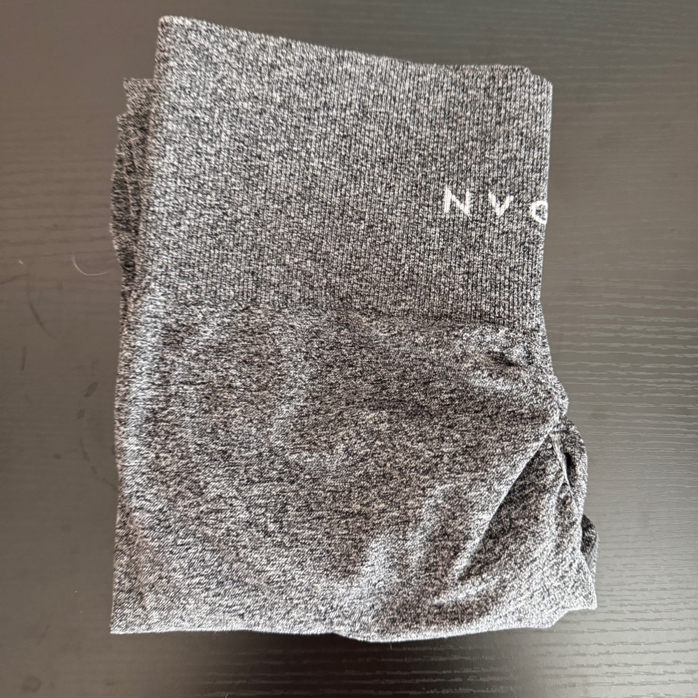 NVGTN Scrunch Seam Leggings - Gray